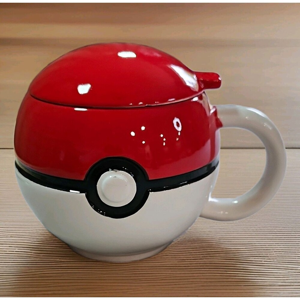 Just Funky Pokémon Poké Ball Lidded Coffee Mug Ceramic Red/White/Black 2016